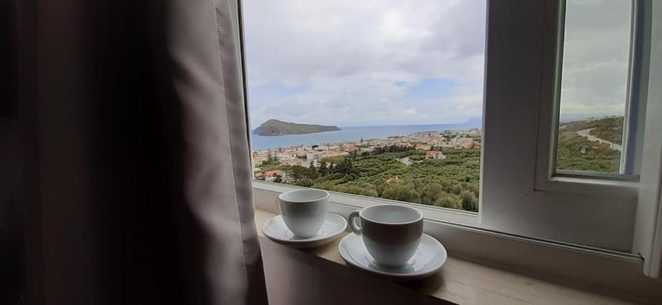 Thea Apartment Agia Marina  Exterior photo