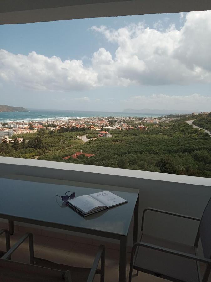Thea Apartment Agia Marina  Exterior photo